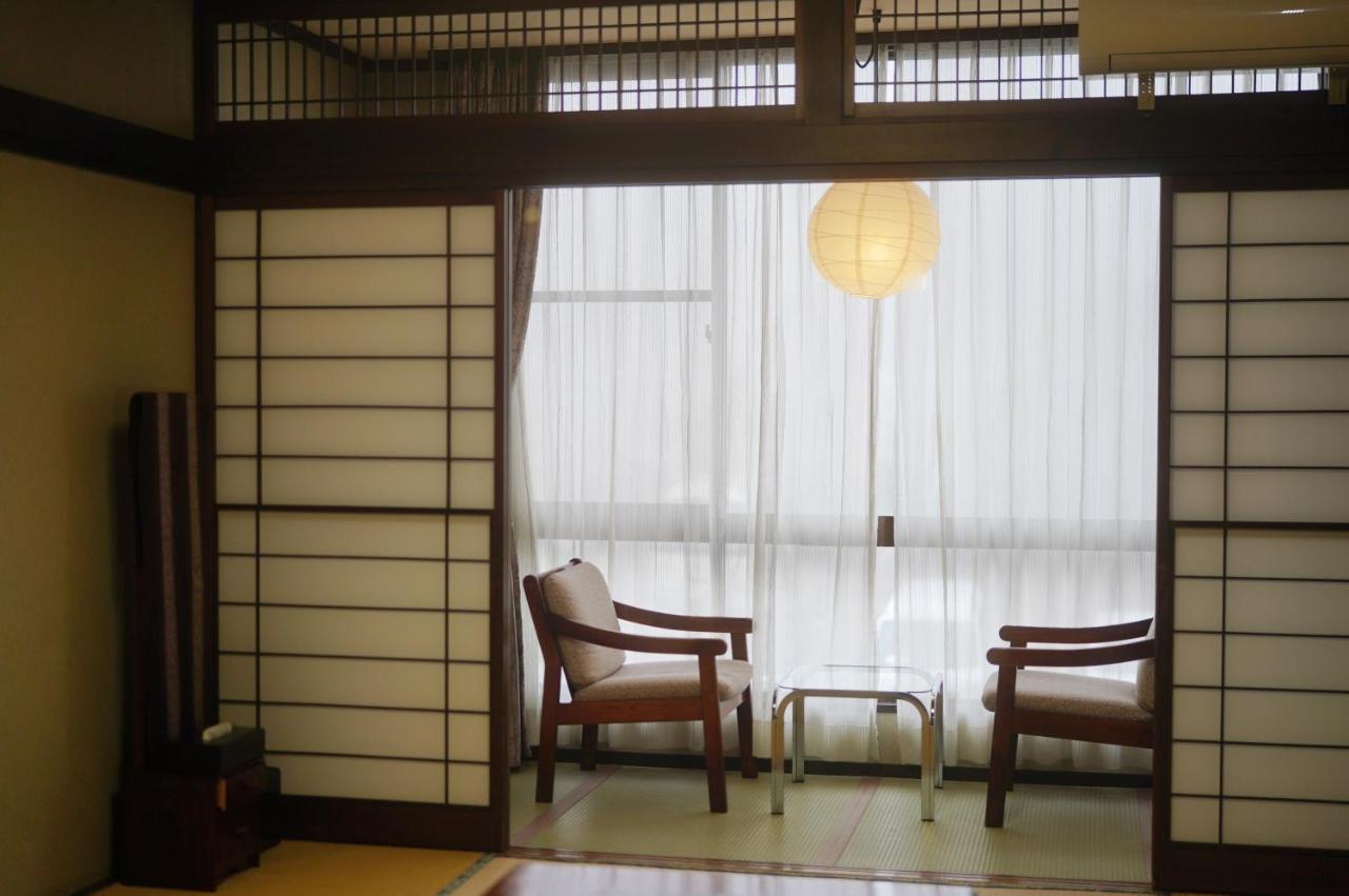 Hotel Yamabuki Komagane Buitenkant foto