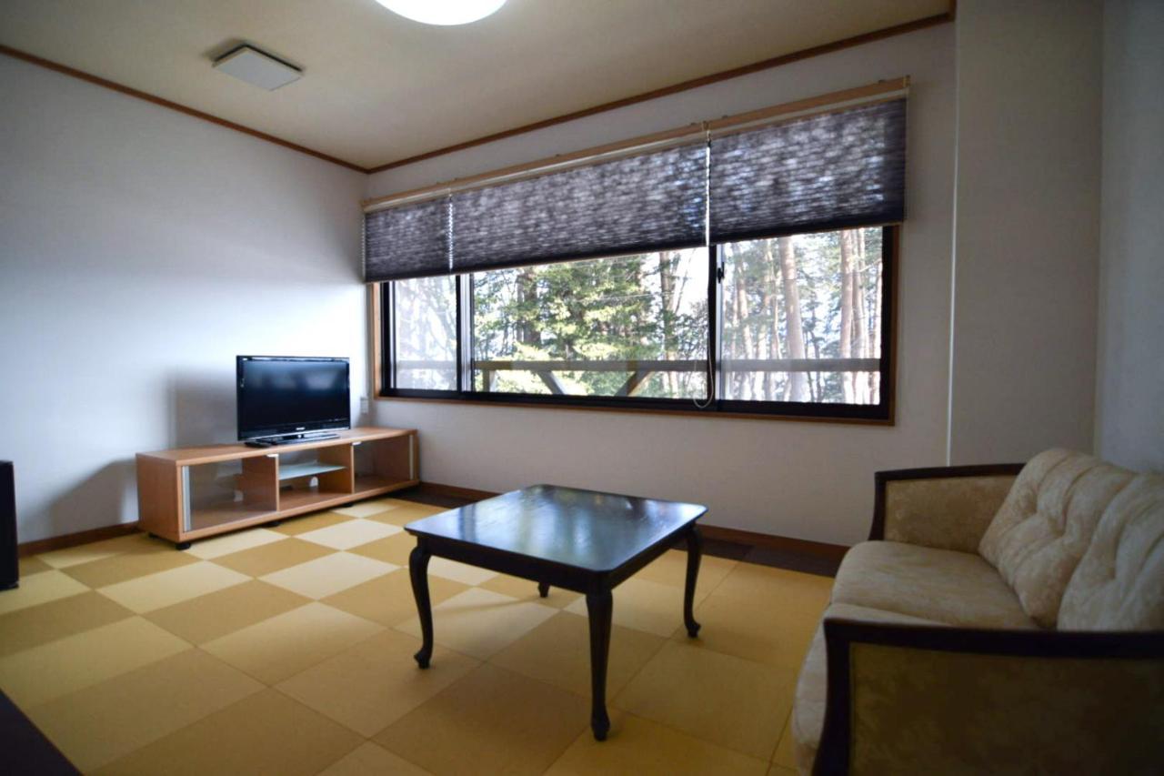 Hotel Yamabuki Komagane Buitenkant foto