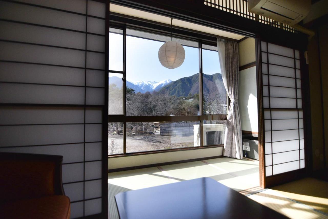 Hotel Yamabuki Komagane Buitenkant foto